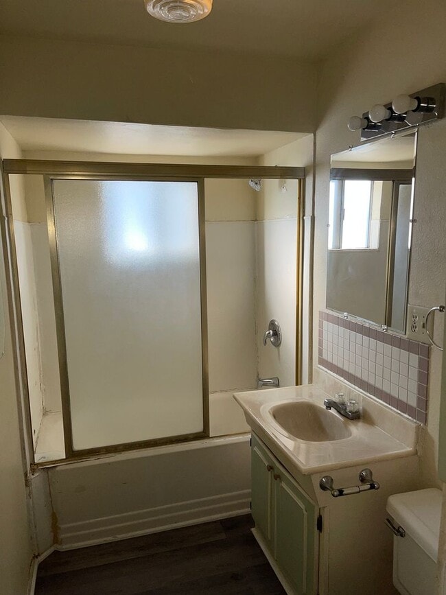 Photo - 22427 Cottonwood Ave