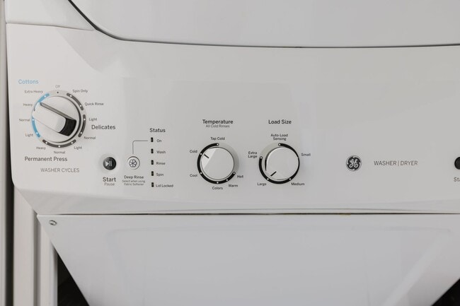 Photo - 14248 Oxnard St Unit 1