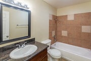 1 BR, 1 BA - 650 SF - Maple View Apartment