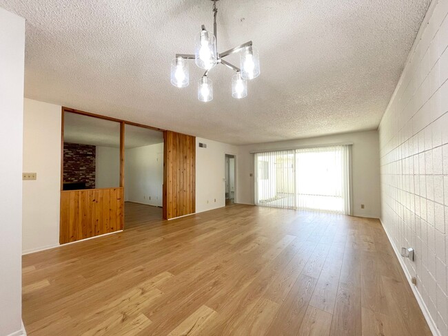Photo - 146 W Carmel Green Apartment Unit 1