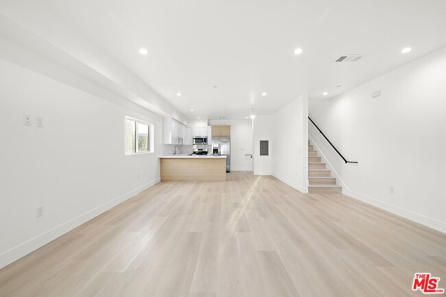 Photo - 5651 Case Ave Unit 2