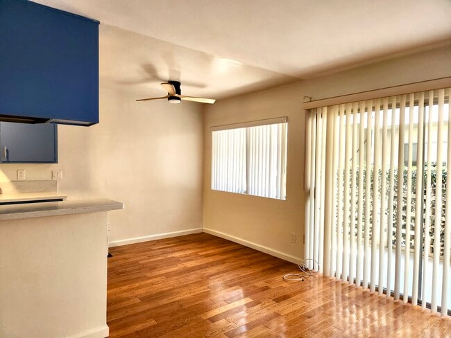 Photo - 1839-1841 Colby Ave