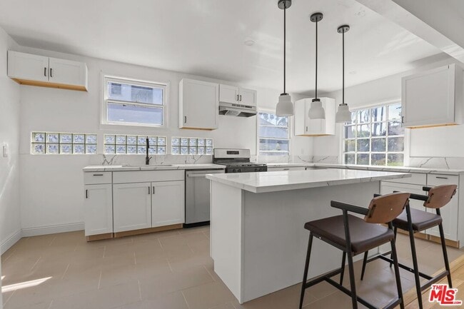 Photo - 4409 Victoria Park Dr