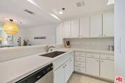 Photo - 2910 Neilson Way House