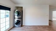 Photo - 3189 Sanchez St N