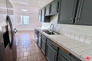 Photo - 7442 Hazeltine Ave