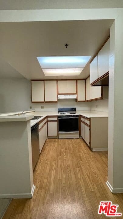 Photo - 420 S Harvard Blvd Unit 103