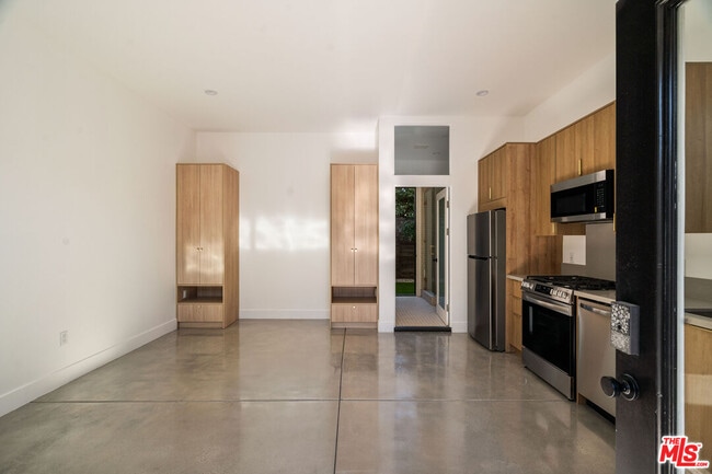 Photo - 3909 W Exposition Blvd