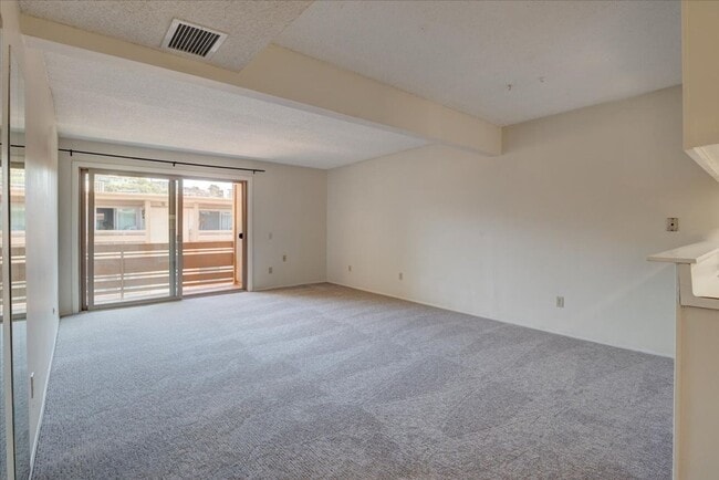 Photo - Fantastic 1 Bedroom Condo in Point Loma!! Unit 302