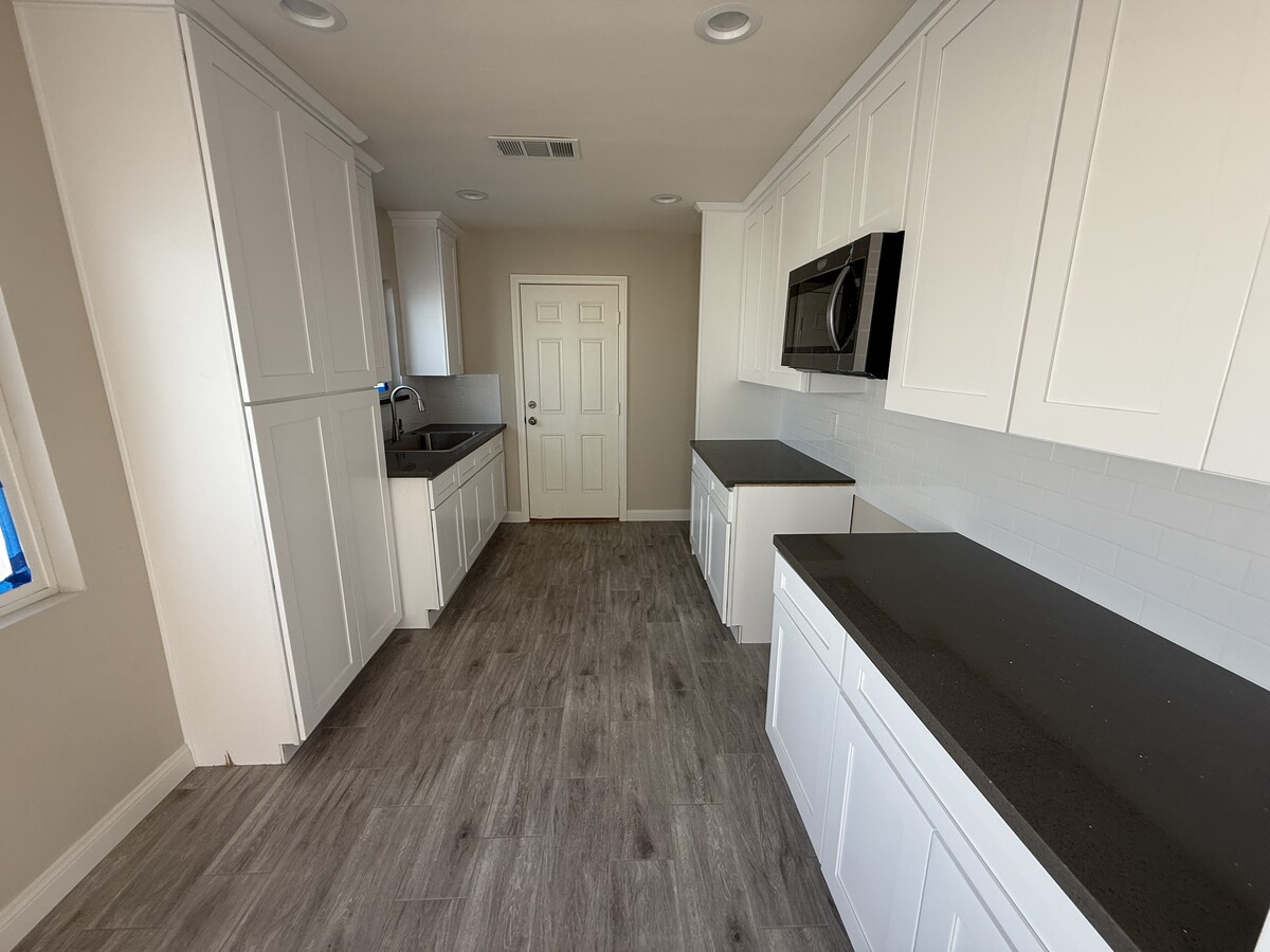 Photo - 14703 Walters St