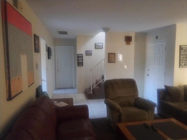 Photo - 1950 Spahn Ln