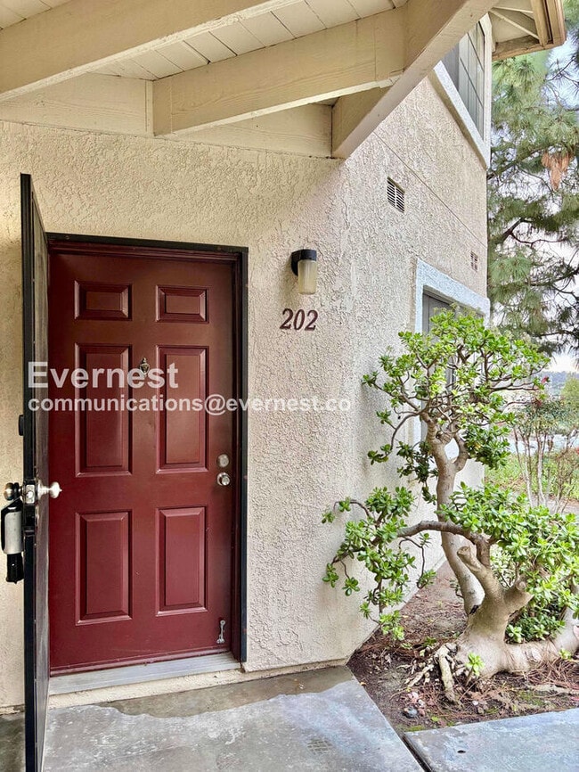 Photo - 3557 Paseo De Francisco Unit 202