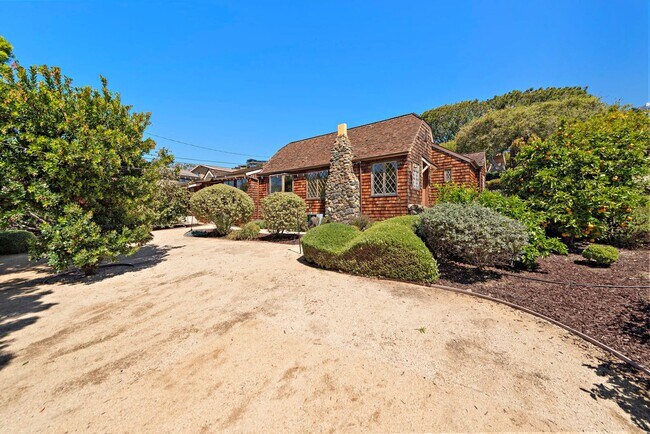 Photo - North Laguna Story Book Cottage