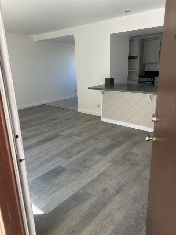 Photo - 120 E Ave Q7