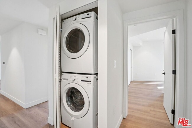 Photo - 1110 Spaulding Ave Unit 305