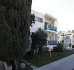 Photo - 11118 Moorpark Apartments