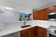 Photo - 253 Tenth Ave Condo