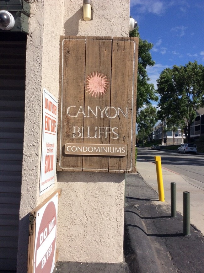 Photo - Cozy Colton Condo!!