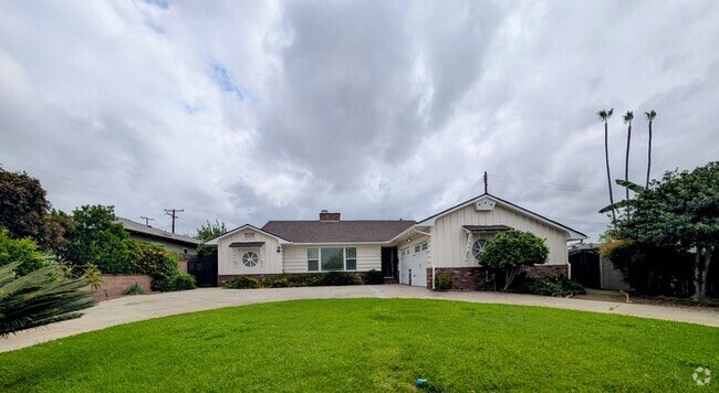 Building Photo - 1308 Claremont Pl Rental
