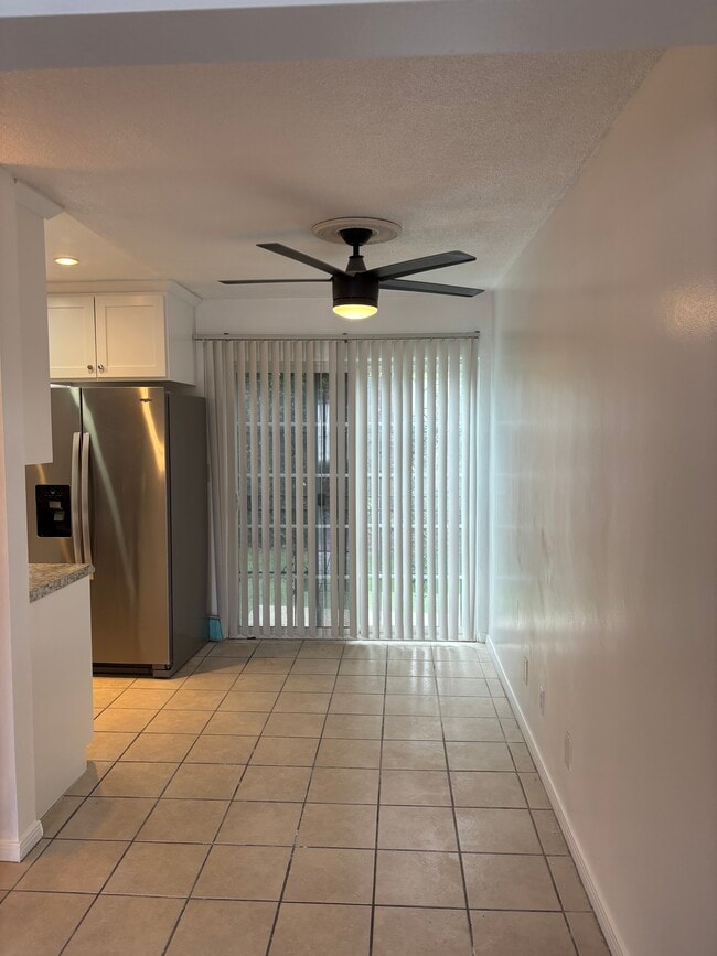 Photo - 1639 W 80th St Unit Rear