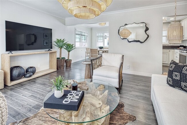 Photo - 705 Larkspur Ave