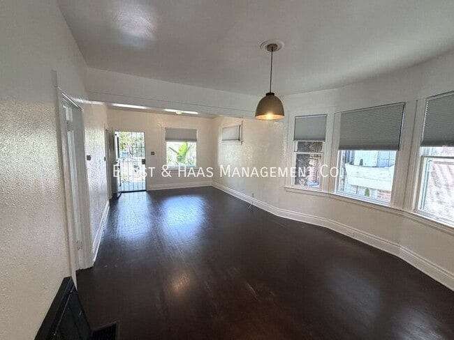 Photo - 209 Linden Ave