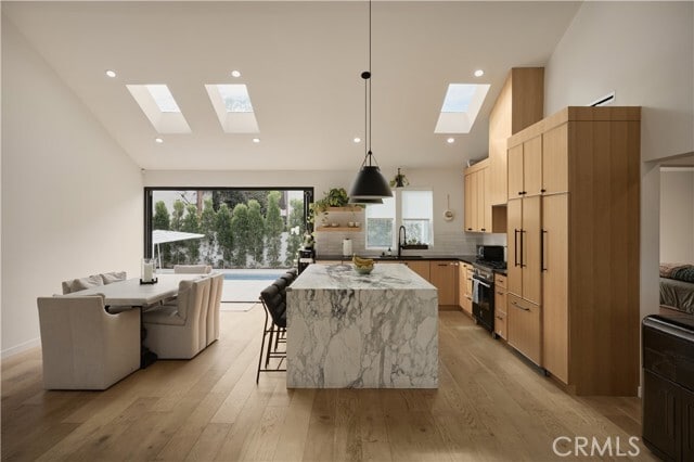 Photo - 13916 La Maida St