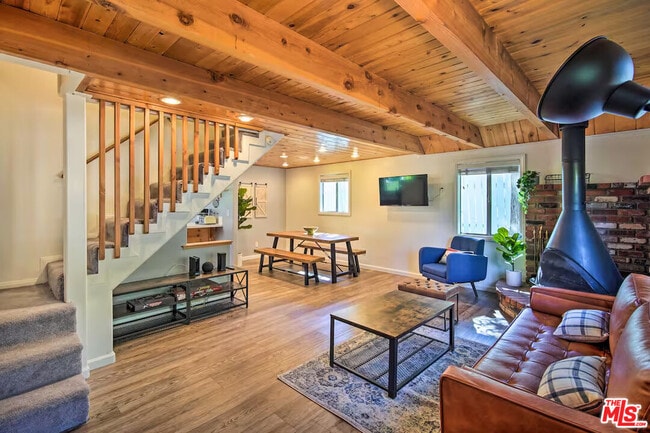 Photo - 161 Moreno Ln