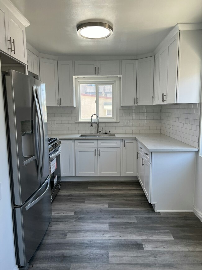 Photo - 1030 2nd St Unit 12