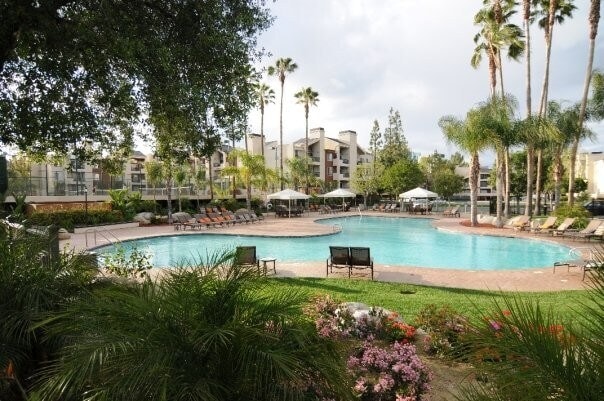 Photo - 5565 Canoga Ave Unit 112