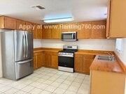 Photo - Spacious 2 Bed 1 Bath Home With Indoor Laundry Room Unit C - 5827 Bagley Ave