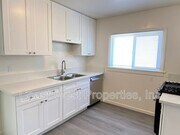 Photo - 4469 Maryland St