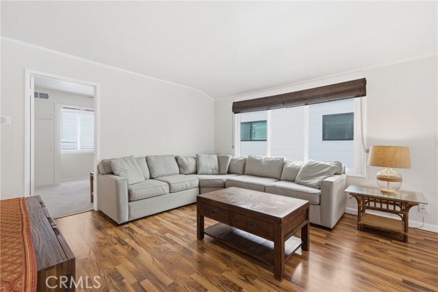 Photo - 309 Onyx Ave