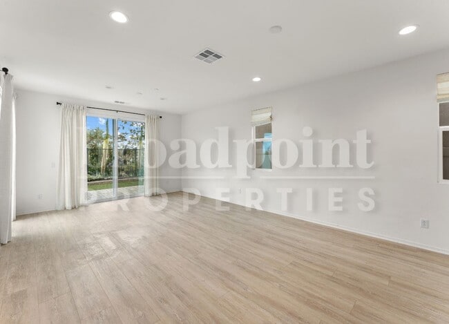 Photo - 1190 Via Candelas