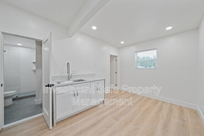 Photo - 6842 Estrella Ave Condo Unit ADU