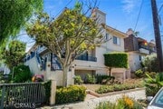 Photo - 485 W 39th St Townhome