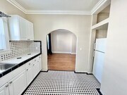 Photo - Charming Vintage 1-Bedroom Near Downtown L... Condo Unit 209