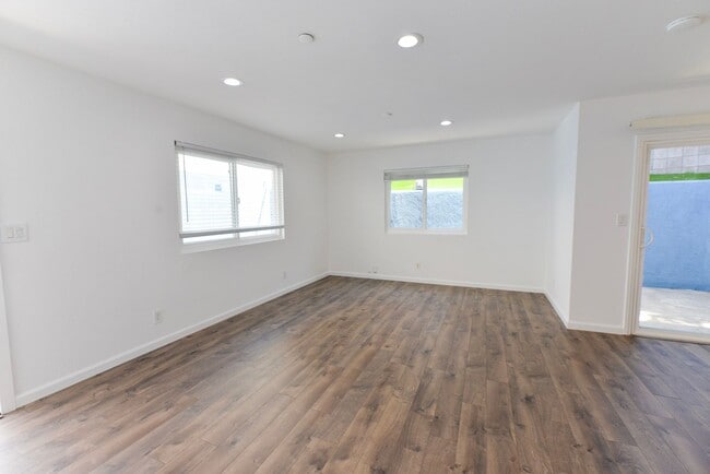 Photo - 257 Avenida Victoria Unit #A