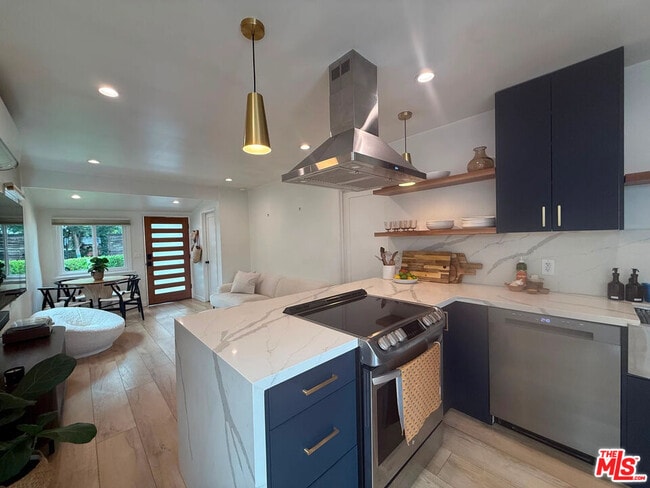 Photo - 11916 Culver Dr