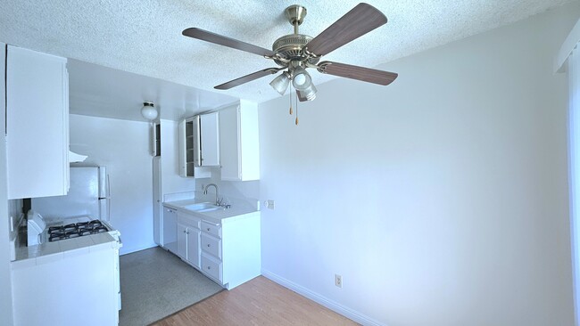 Photo - 3838 Keystone Ave Unit 11