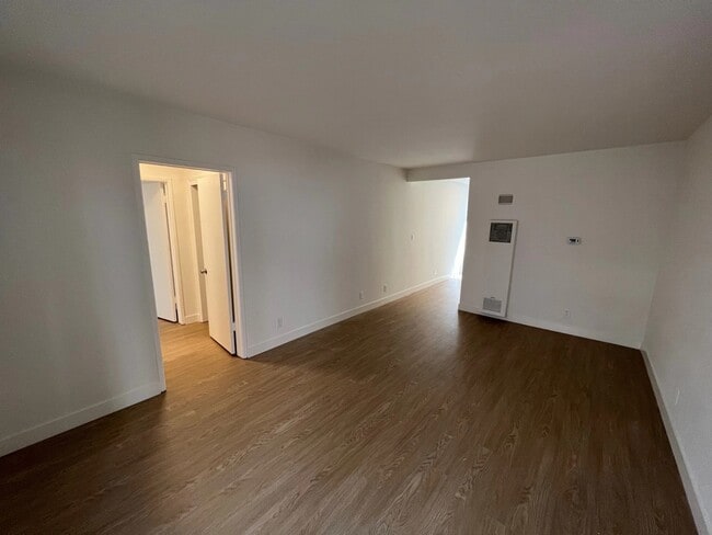 Photo - 12714 Matteson Ave Unit 1