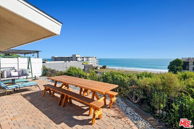 Photo - 22609 Pacific Coast Hwy Unit 1/2