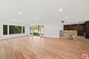 Photo - 717 Alta Dr
