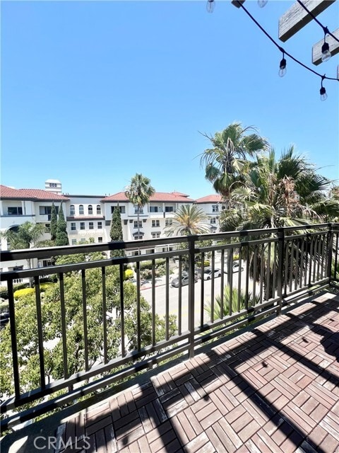 Building Photo - 6020 S Seabluff Dr Unit 402