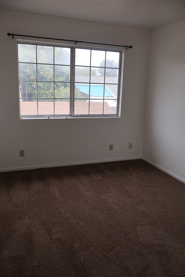 Photo - 571 S Evergreen Dr