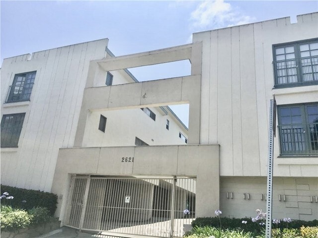 Building Photo - 2621 S Centinela Ave Unit 8