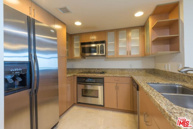 Photo - 13700 Marina Pointe Dr Unit 1114