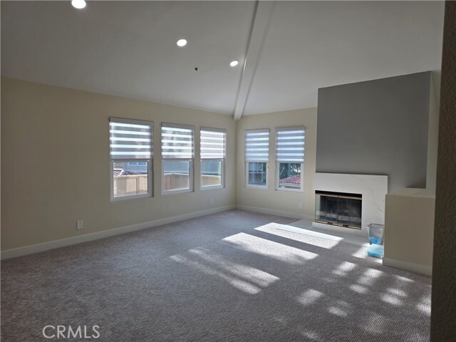 Photo - 35 Ericson Aisle