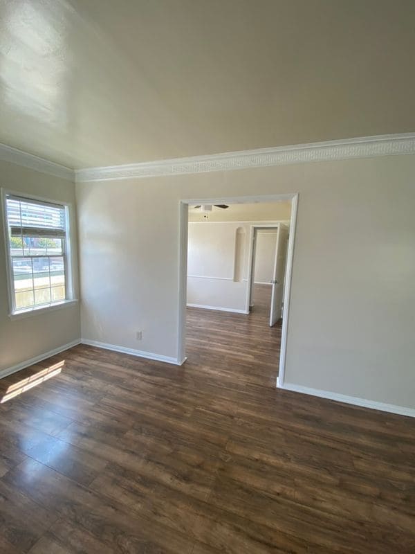Photo - 4136 S Victoria Ave