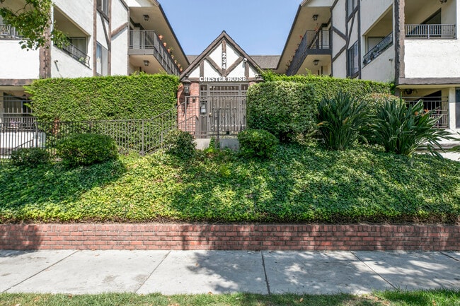 Photo - 234 N Kenwood St Condo Unit 106
